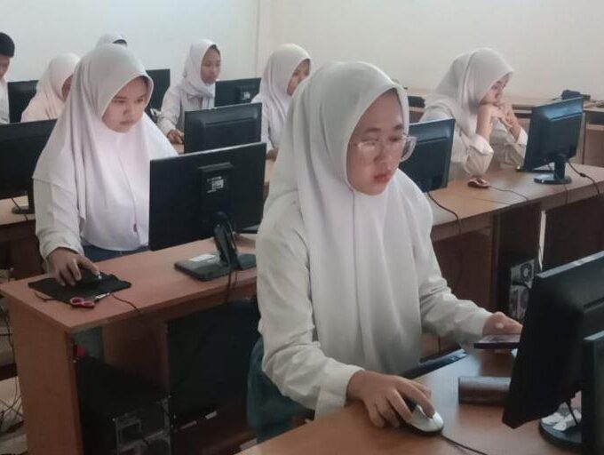 Manfaat Praktik Bagi Siswa SMK